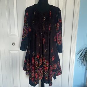 Ice Silk 1Xl Beautiful Abstract Polka Dots And Floral Sleeved Dress/Tunic Blouse